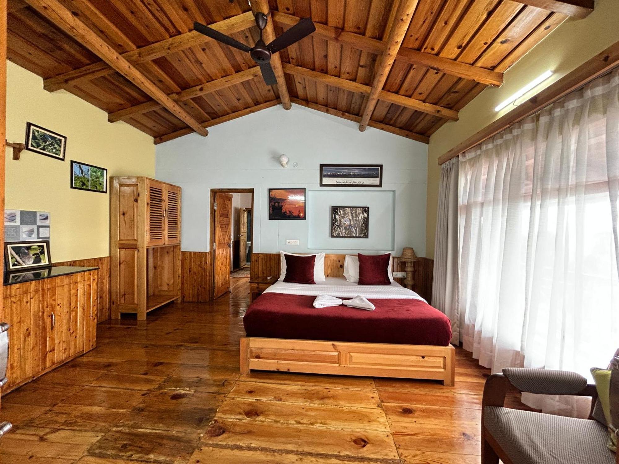 Kasar Himalaya Holiday Resort, Binsar Rd Almora Exterior foto