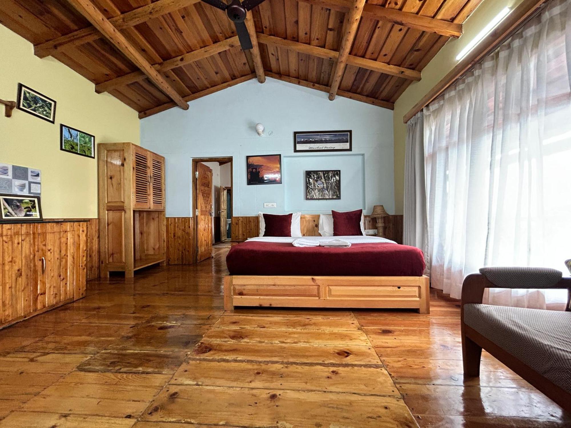 Kasar Himalaya Holiday Resort, Binsar Rd Almora Exterior foto